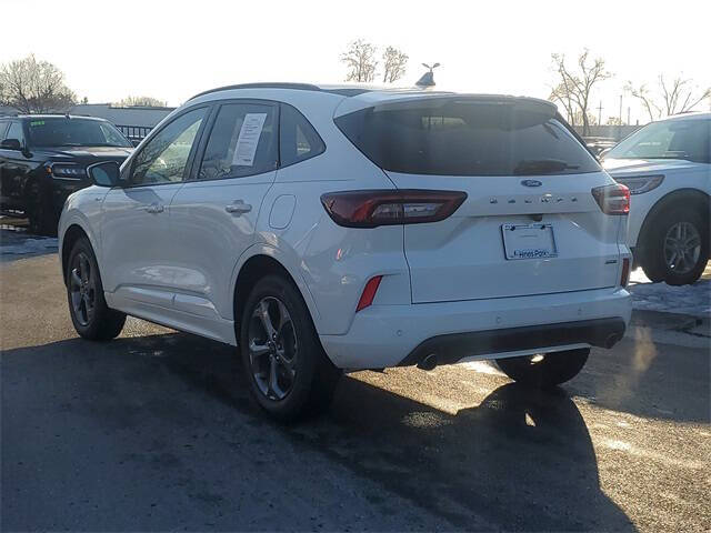 2024 Ford Escape Hybrid ST-Line Select