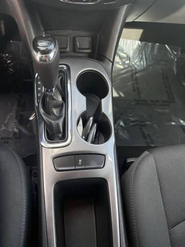 2017 Chevrolet Cruze LT Auto