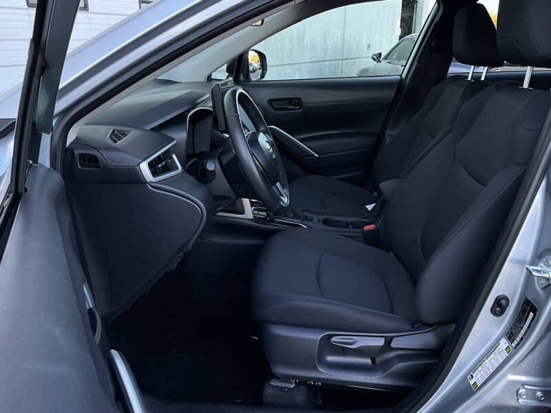 2025 Toyota Corolla Cross LE