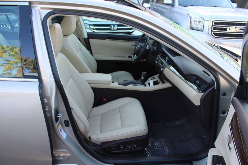 2016 Lexus ES 350