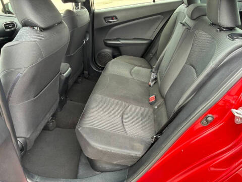 2016 Toyota Prius Three