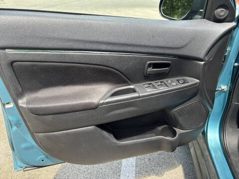 2013 Mitsubishi Outlander Sport ES