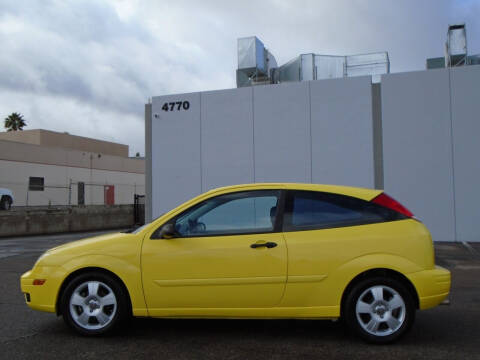 2005 Ford Focus ZX3 SES
