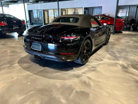 2024 Porsche 718 Boxster S