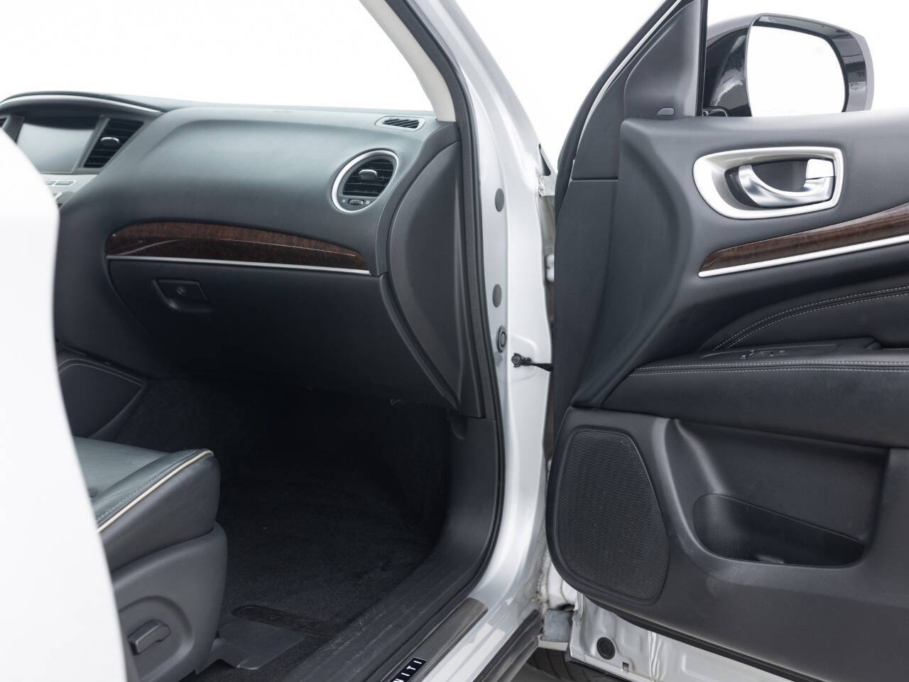 Used Car 2017 Infiniti Qx60  Base 4dr Suv For Sale Under $12,000 In Coal City, Illinois