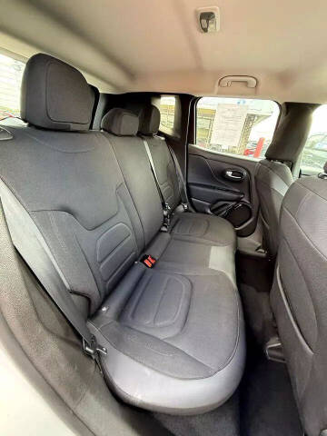 2017 Jeep Renegade Altitude