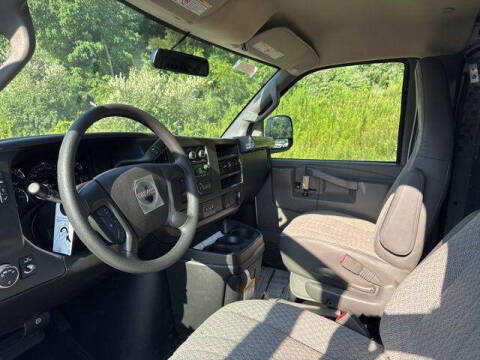 2025 GMC Savana 3500