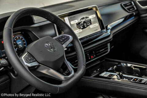 2024 Volkswagen Atlas Cross Sport SEL R-Line 4Motion