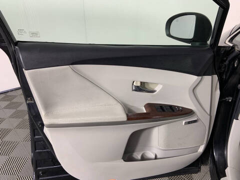 2011 Toyota Venza AWD V6