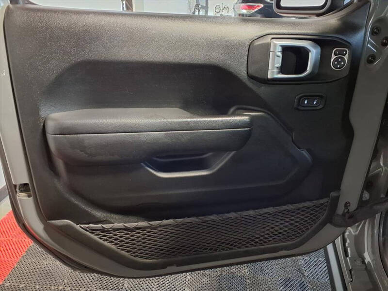 2022 Jeep Gladiator Willys