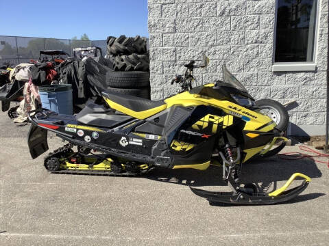 2018 Ski-Doo MXZ® X® Ripsaw 1.25