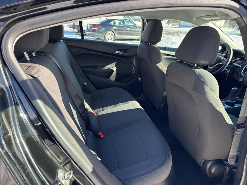 2019 Chevrolet Cruze LS