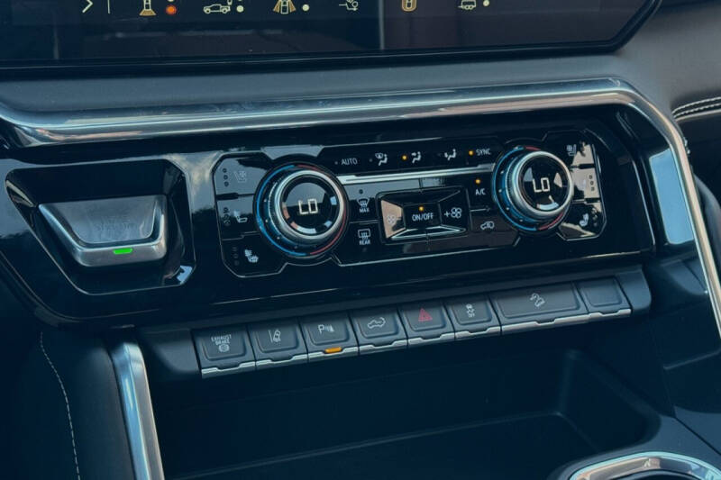 2024 GMC Sierra 3500HD