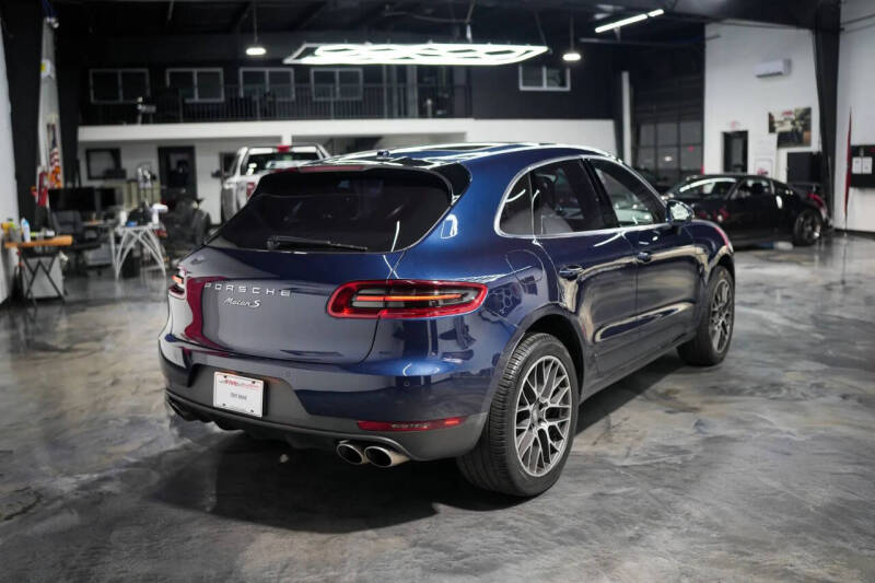 2015 Porsche Macan S