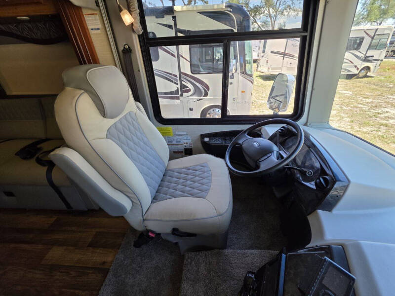 2017 Jayco Precept