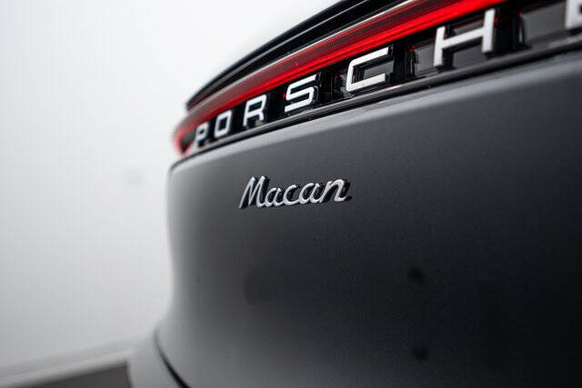 2026 Porsche Macan