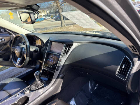 2017 Infiniti Q50 3.0T Signature Edition