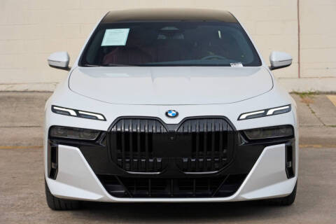 2023 BMW 7 Series 740i