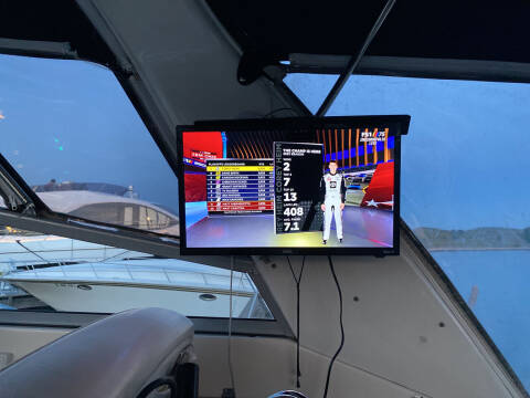 2003 Rinker 342 FIESTA VEE