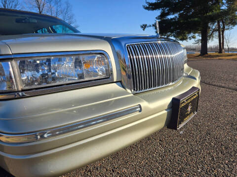 1997 Lincoln Town Car Executive