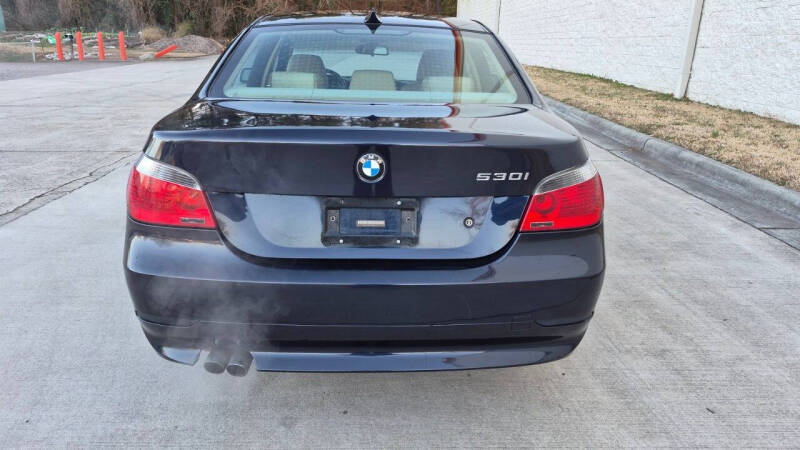 2005 BMW 5 Series 530i