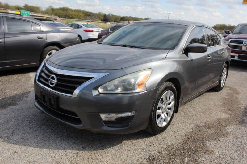 2015 Nissan Altima S photo 3