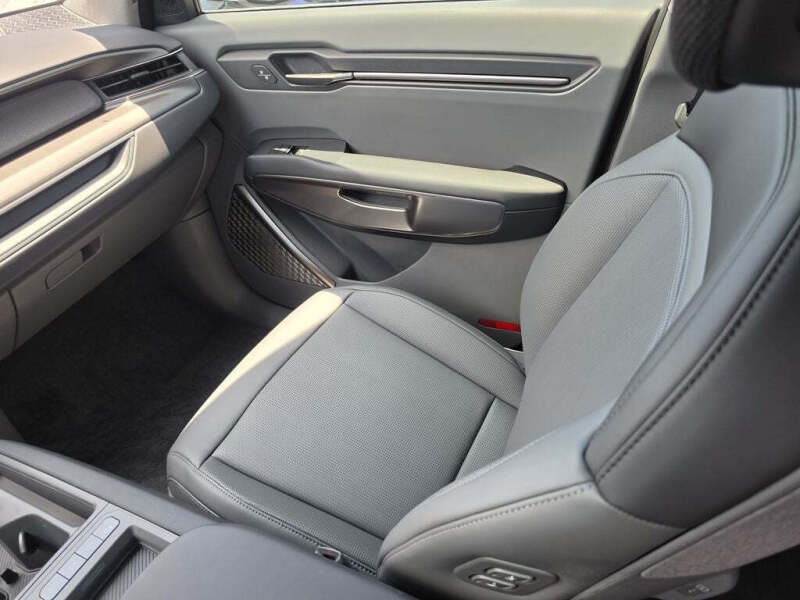 2026 Kia EV9 Light Long Range