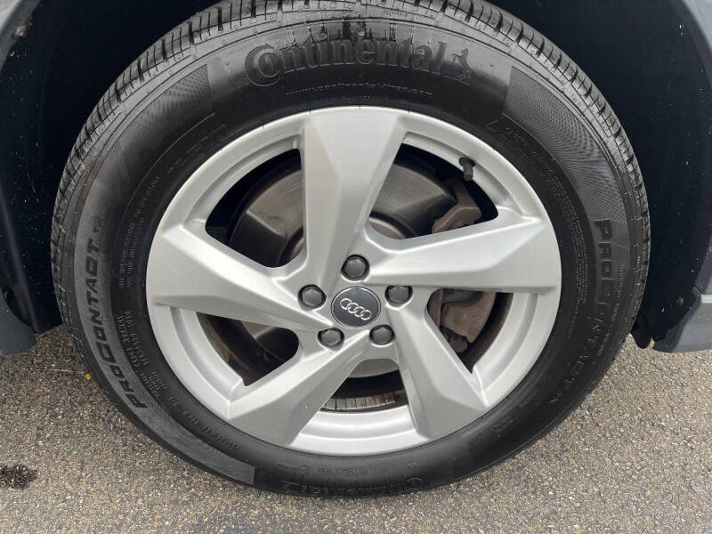 2020 Audi Q3 quattro Premium 45 TFSI