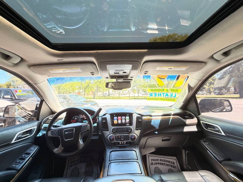 2017 GMC Yukon XL Denali