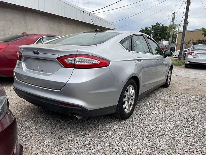 2016 Ford Fusion S