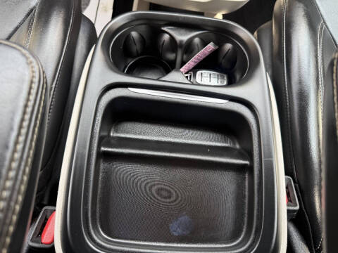 2020 Chrysler Voyager LXi