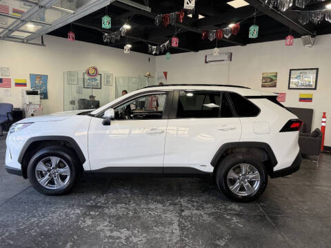 2023 Toyota RAV4 Hybrid XLE