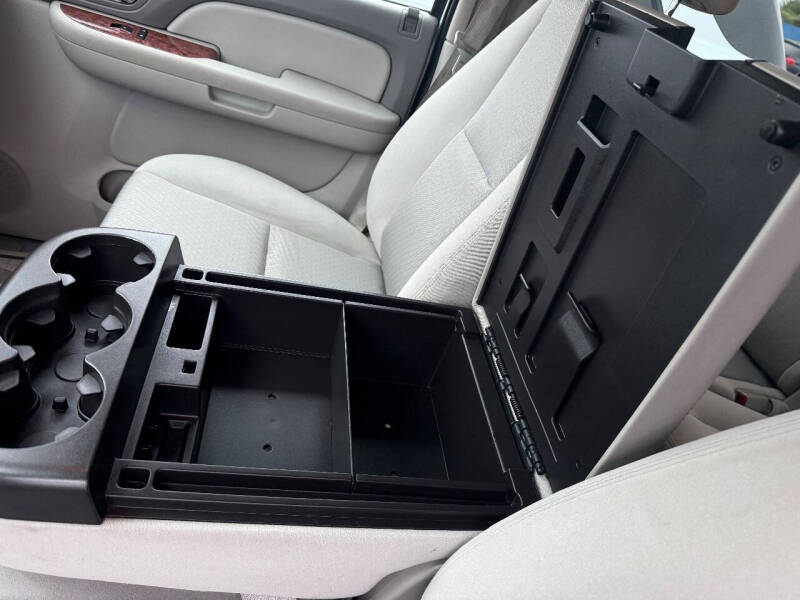 2009 GMC Yukon XL SLE