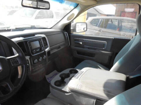 2015 RAM 1500 SLT