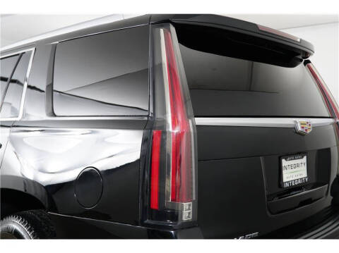 2016 Cadillac Escalade Platinum