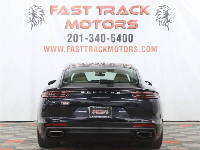 2020 Porsche Panamera