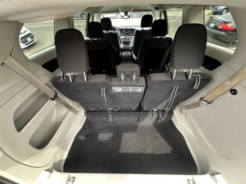 2017 Chrysler Pacifica LX