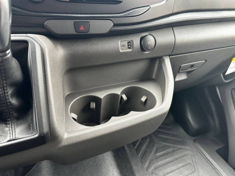 2025 Ford Transit 250