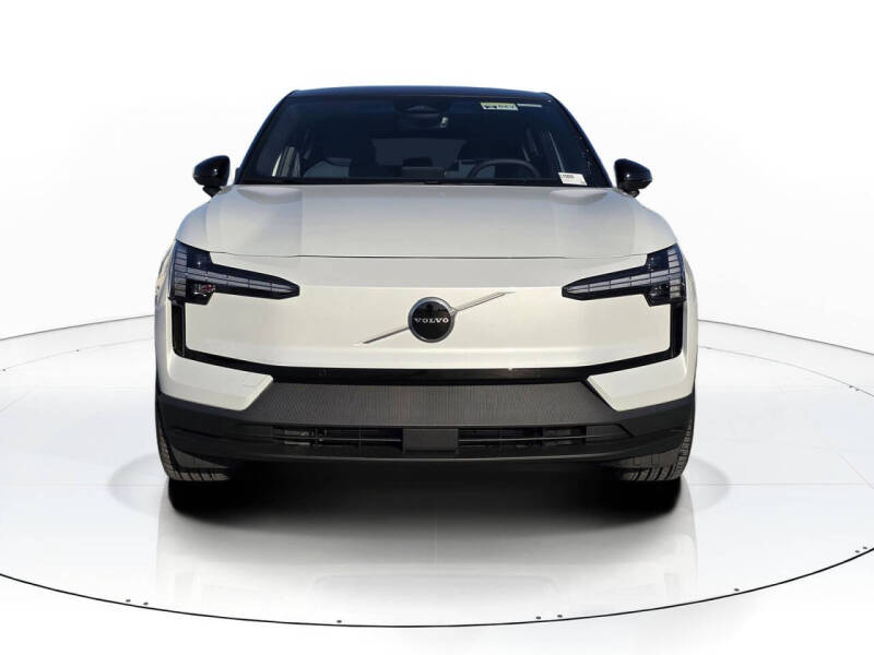 2026 Volvo EX30 Twin Plus