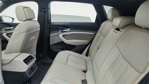 2024 Audi Q8 e-tron quattro Prestige