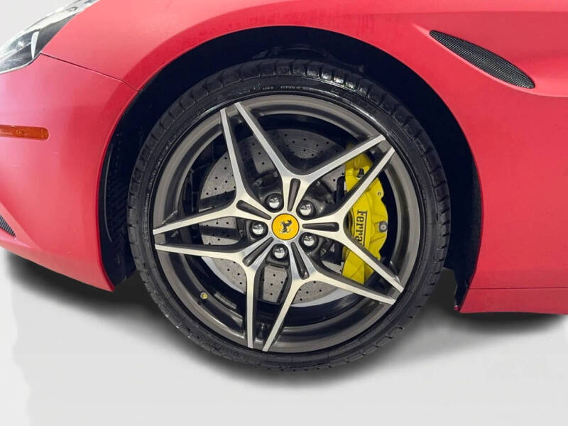 2016 Ferrari California T