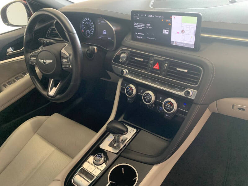 2023 Genesis G70 2.0T