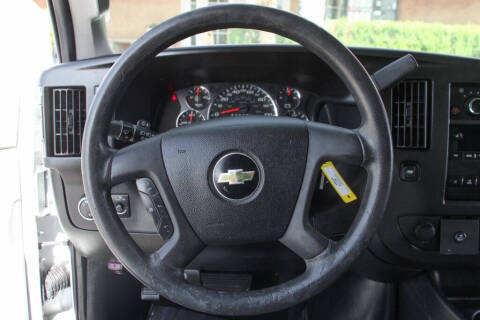 2017 Chevrolet Express 2500