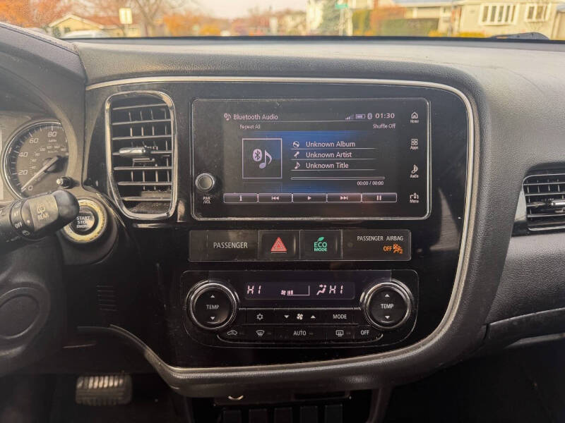 2017 Mitsubishi Outlander SEL