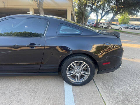 2012 Ford Mustang V6 Premium
