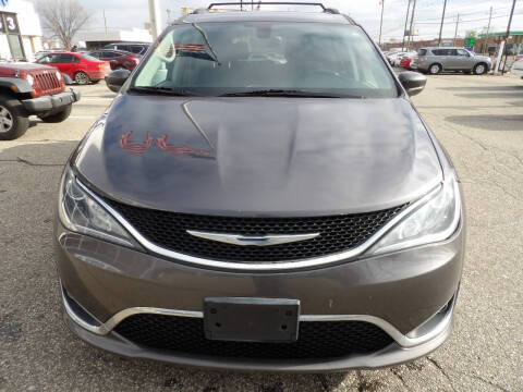 2018 Chrysler Pacifica Touring L