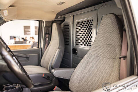 2022 Chevrolet Express 2500