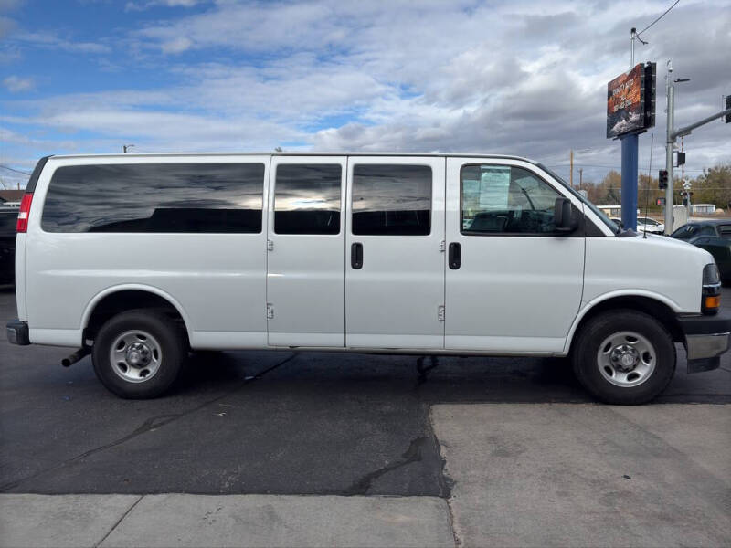 2018 Chevrolet Express LT 3500