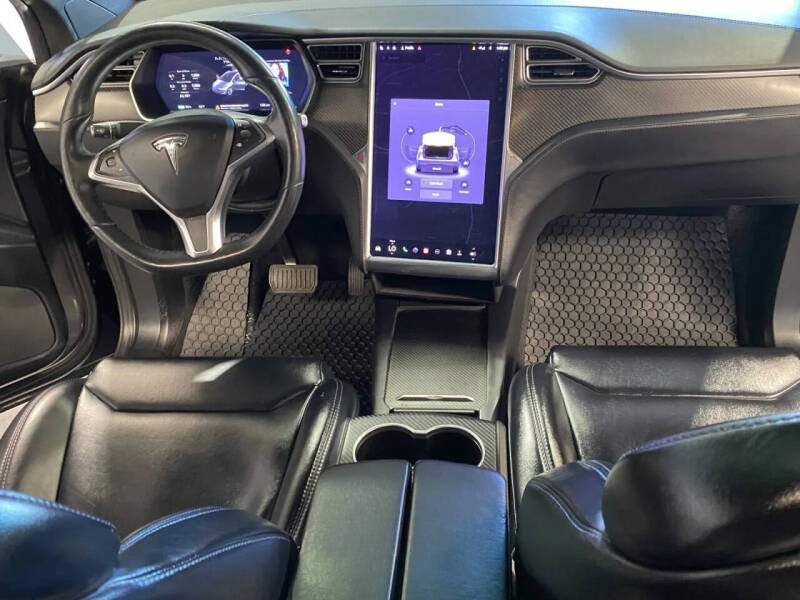 2017 Tesla Model X 75D
