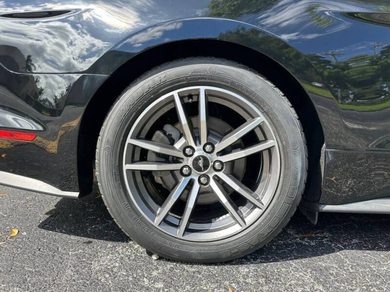 2017 Ford Mustang EcoBoost Premium